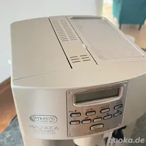 Kaffeevollautomat DeLonghi Magnifica   Voll funktionsfähig!