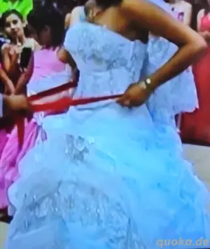Brautkleid  Bild 5