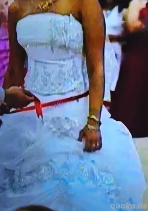 Brautkleid  Bild 6