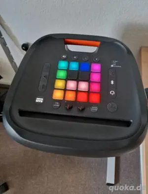 JBL-Musikgerät 