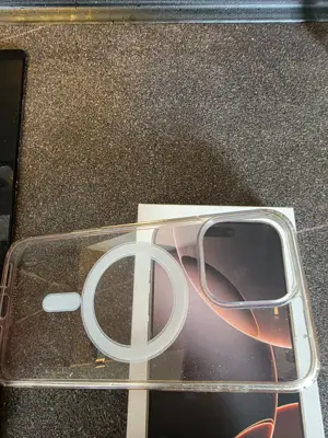 iPhone 16 Pro Max  Bild 3