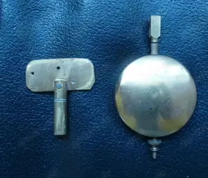 3 Antike Uhren Wanduhren - Tausch gegen altes Ölgemälde mit Rhein oder Lahnansicht Bild 9