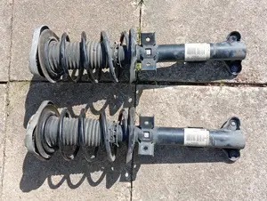 2 x Federbein + Feder komplet li + re original Mercedes-Benz W212 E350  Bild 1