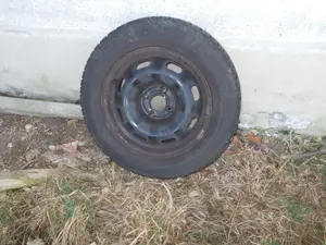 Gebrauchte Winterreifen mit Felgen (Semperit 185 65 R 15 T) Bild 5