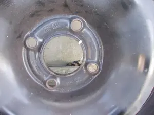 Gebrauchte Winterreifen mit Felgen (Semperit 185 65 R 15 T) Bild 2