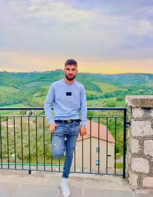 Sudländer (32J) sucht reife Frau !!