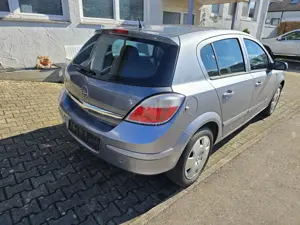 Opel Astra 1,4 Bild 4