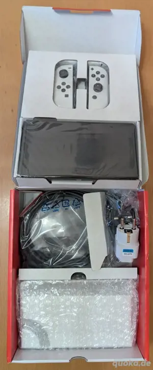 Nintendo Switch OLED mit 64 GB Bild 1