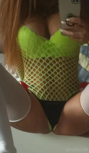 Heiße Bilder und Videos 