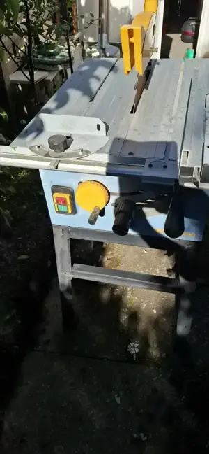 Tischkreissäge mit Untergestell 