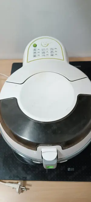 Verkaufe eine Heißluft Fritteuse von Tefal 