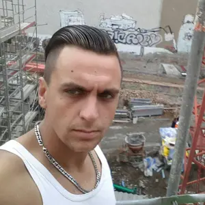 23cm Schwanz aus Berlin-Hellersdorf sucht Sie Paar