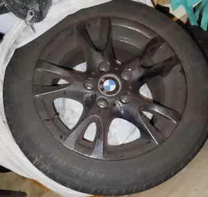 4stück BMW Sommerreifen mit Stahlfelgen 