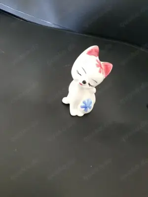 Porzellan weiße Katze 7 cm hoch