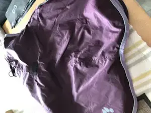 Hunde Regenmantel mit Fleecinnenfutter