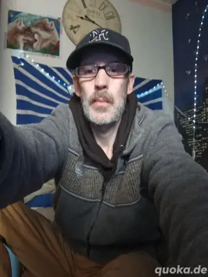 bin ein Herr und Meister und suche eine devot Sklavin 