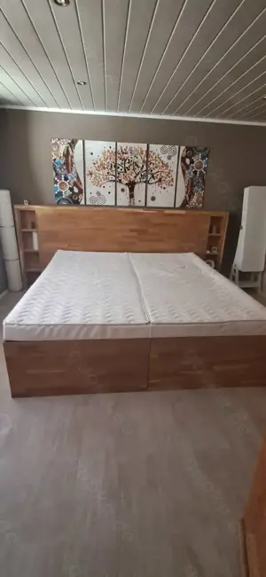 Boxspring Wasserbett 2 Jahre alt,  1A Zustand mit Extra Bezügen