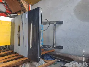 biete eine Kreissäge 1 Jahr alt