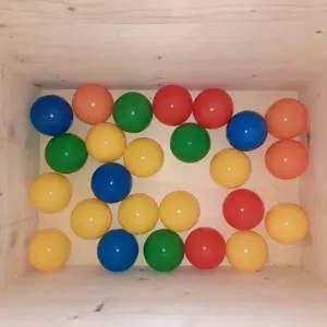 Plastikbälle fürs Bällebad und Co zu verkaufen