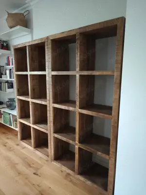 Massivholz Regale (2 Stück)