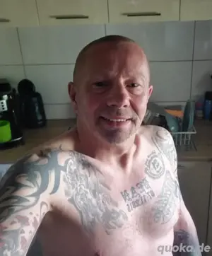 Hallo noch unbekannte, gibt's hier eine Frau, die auch eine gute Freundschaft sucht?