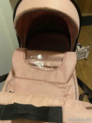kinderwagen mit viel Zubehör  Bild 3