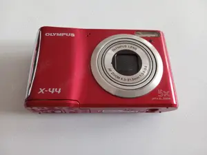 OLYMPUS X-44 14.0 MP rot neuw.+OVP+viele extras+Rechnung Bild 2
