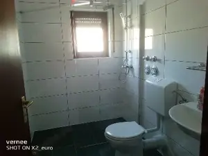 1 1 2    Zimmerwohnung zu Vermieten
