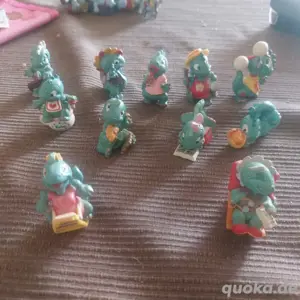 ü eier Figuren  dinos 