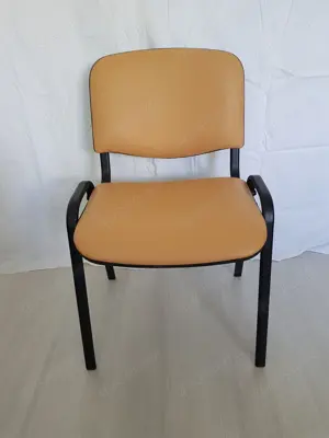 Besucherstuhl - Bürostuhl   Softleder - 3 Stück vorhanden - Stapelbar - Nichtraucherhaushalt