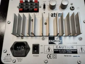 Aktiv-Subwoofer auf Füßen Baßreflex Bild 6