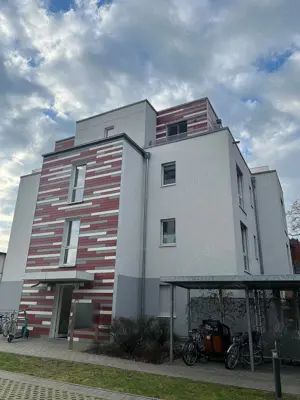 Exklusive vollst. renovierte 3-Raum-Penthouse-Wohnung mit lux. Innenausstattung und 360  Balkon