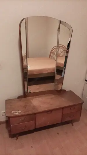 Verkaufe alte Spiegelkommode aus Holz 