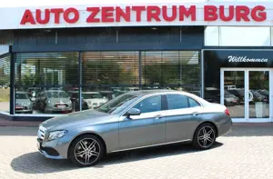 Mercedes-Benz E 200 Lim. 4Matic Automatik Navi Kamera