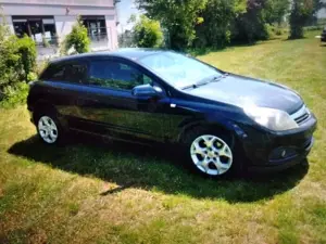 Opel Astra 1.8 16V Coupe GTC TÜV Neu
