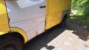 Mercedes-Benz Sprinter 208 CDI Sprinter 901.621 Bild 2