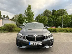 BMW 118 118i Aut. Advantage Neue Tuv