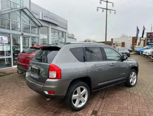 Jeep Compass Limited 4x2 (MK) Leder* Navigation*Allwetterreifen Bild 5