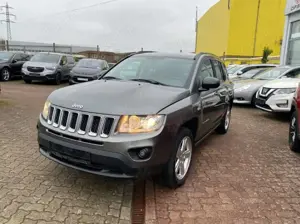 Jeep Compass Limited 4x2 (MK) Leder* Navigation*Allwetterreifen Bild 3