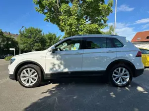 Volkswagen Tiguan Highline BMT/Start-Stopp 4Motion Bild 2