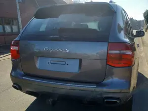 Porsche Cayenne Cayenne S TiptronicS Bild 5