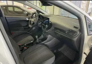 Ford Fiesta Cool  Connect Bild 4