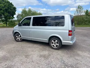 Volkswagen T5 Caravelle 1.9TDI   9 SITZER  TÜV neu und vieles mehr Bild 5