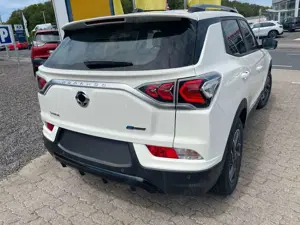 SsangYong Korando E Motion Platinum Bild 4