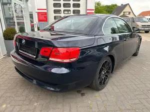 BMW 320 i Cabrio Xenom Leder Navi Bild 4