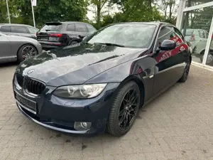 BMW 320 i Cabrio Xenom Leder Navi Bild 2