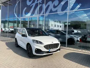 Ford Kuga ST-LINE X 2.5 PHEV BLACK PACKAGE