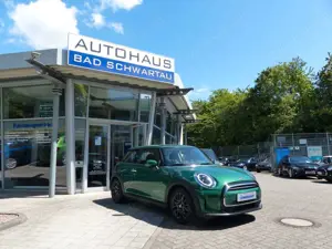 MINI One One Classic Trim, Navi, Apple CarPlay, LED uvm.