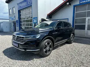 Volkswagen Touareg Atmosphere 4Motion 3.0 AUT AHK PDC LED NAVI LEDER