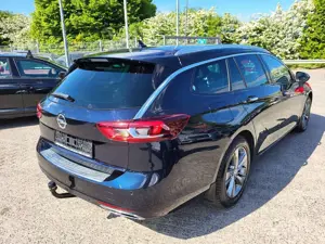 Opel Insignia Sports Tourer Diesel 2.0 BiTurbo 4x4 Aut Innovatio Bild 2
